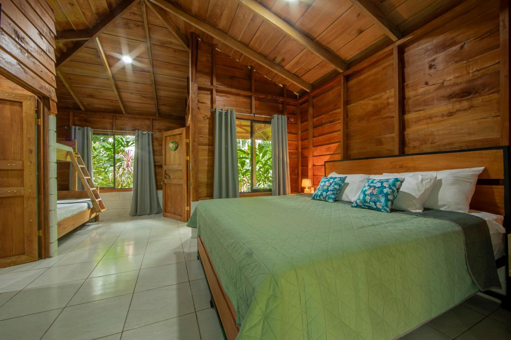 Eden Organic Farm & Bungalows La Fortuna ภายนอก รูปภาพ